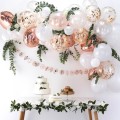 tlo-do-zdjec-instalacja-girlanda-z-balonow-rose-gold-Wiewiorka-i-Spolka-rose-gold-balloon-arch-kit-garland-Squirrel-and-Company