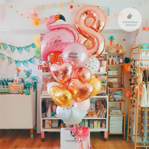 bukiet-balonow-z-helem-na-urodziny-dziewczyny-miami-beach-z-flamingiem-wieczor-panienski-warszawa-Wiewiorka-i-Spolka-personalized-balloons-girl-birthday-Squirrel-and-Company