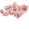 balony-na-wieczor-panienski-instalacja-girlanda-z-balonow-rozowe-zlote-bride-to-be-Wiewiorka-i-Spolka-luxe-pink-gold-balloon-arch-backdrop-hen-party-kit-garland-Squirrel-and-Company