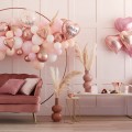 balony-na-wieczor-panienski-tlo-do-zdjec-instalacja-girlanda-z-balonow-rozowe-zlote-bride-to-be-Wiewiorka-i-Spolka-luxe-pink-gold-balloon-arch-backdrop-hen-party-kit-garland-Squirrel-Company