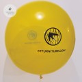 balon-zolty-okragly-gigant-olbrzym-duzy-1-m-srednicy-z-nadrukiem-logotypu-Wiewiorka-i-Spolka-yellow-giant-latex-balloon-Squirrel-and-Company