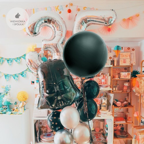 bukiet-balonow-dla-pana-chlopaka-faceta-gwiezdne-wojny-dart-vader-Wiewiorka-i-Spolka-balloons-star-wars-Squirrel-and-Company