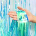 kurtyna-błękitna-opalizująca-Wiewiorka-i-Spolka-blue-iridescent-fringe-curtain-Squirrel-Company