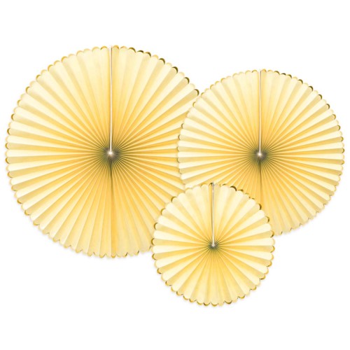rozety-papierowe-zolte-dekoracje-wiszace-Wiewiorka-i-Spolka-yellow-paper-rosettes-pinwheels-Squirrel-Company