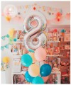 balon-cyfra-srebrna-osemka-w-ksztalcie-osemki-z-osemka-Wiewiorka-i-Spolka-eight-silver-number-balloon-numbers-foil-balloons-Squirrel-Company