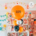 balon-pomaranczowy-okragly-gigant-olbrzym-duzy-1-m-Wiewiorka-i-Spolka-orange-giant-latex-balloon-Squirrel-Company